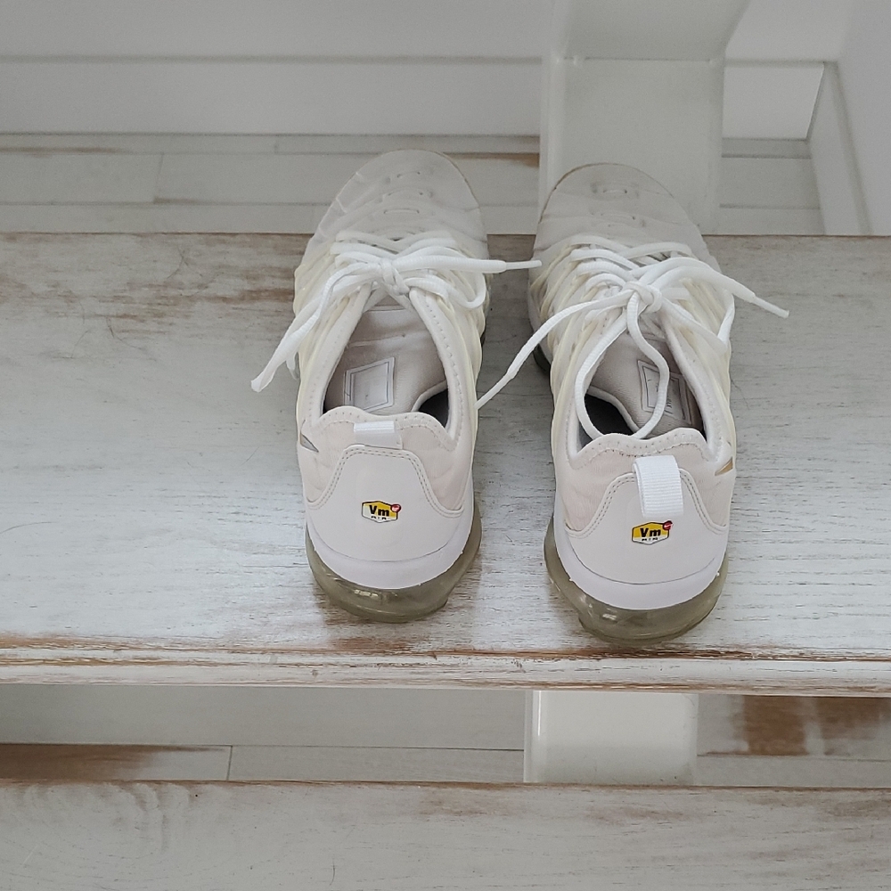 Nike White Lace-Up Sneakers - Picture 2 of 5